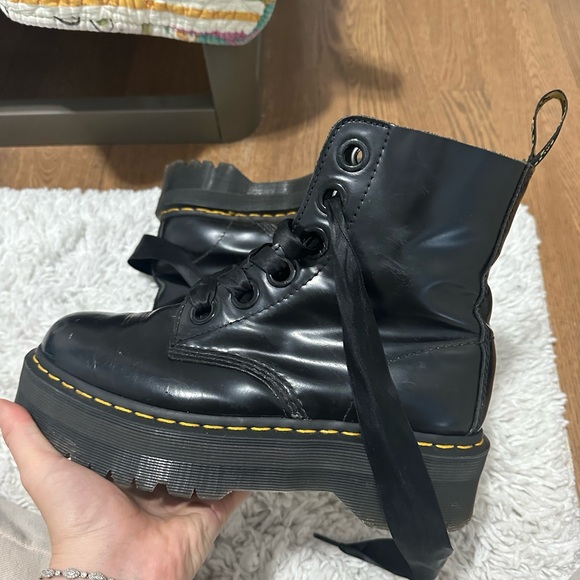 Dr Martens Molly Boot - Picture 6 of 7